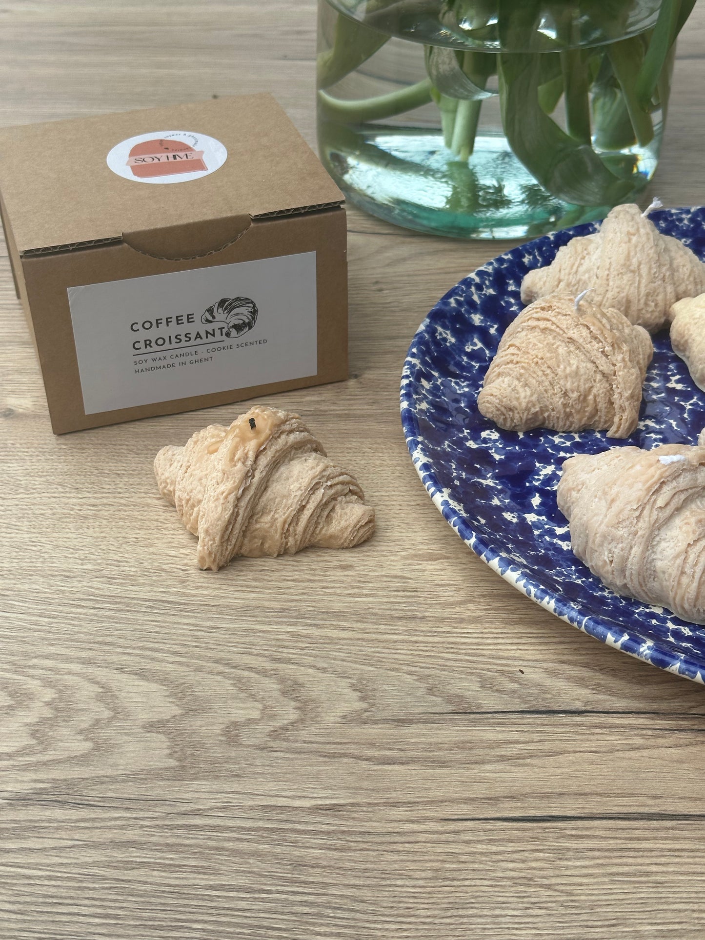 COFFEE CROISSANT